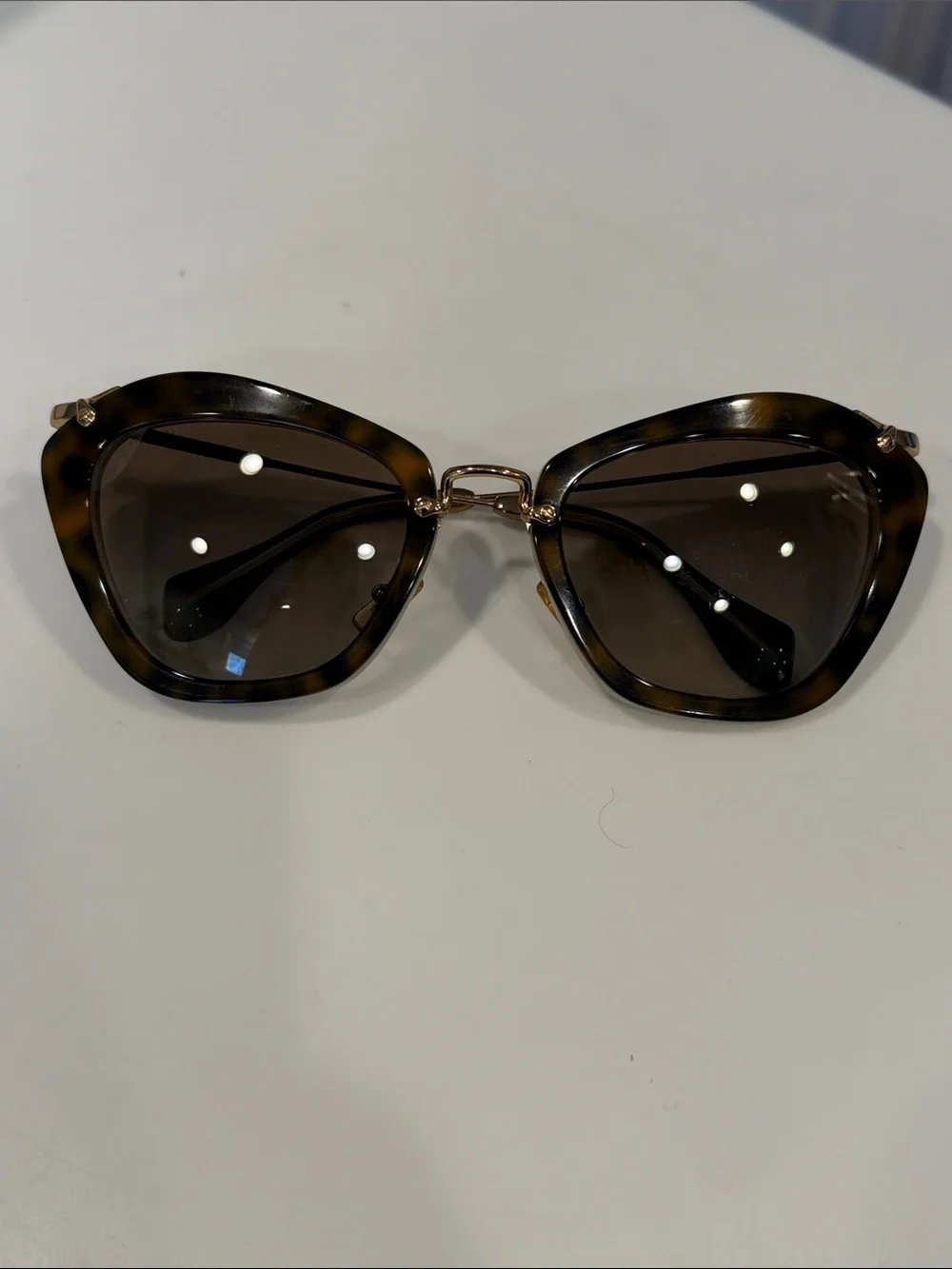 Miu Miu Tortoiseshell Cat-Eye Sunglasses - Brown Lenses